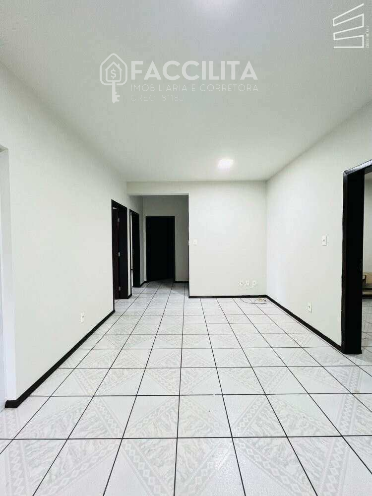  - Apartamento para alugar em Jaraguá do Sul, Nova Brasilia, com 3 quartos, 80m²