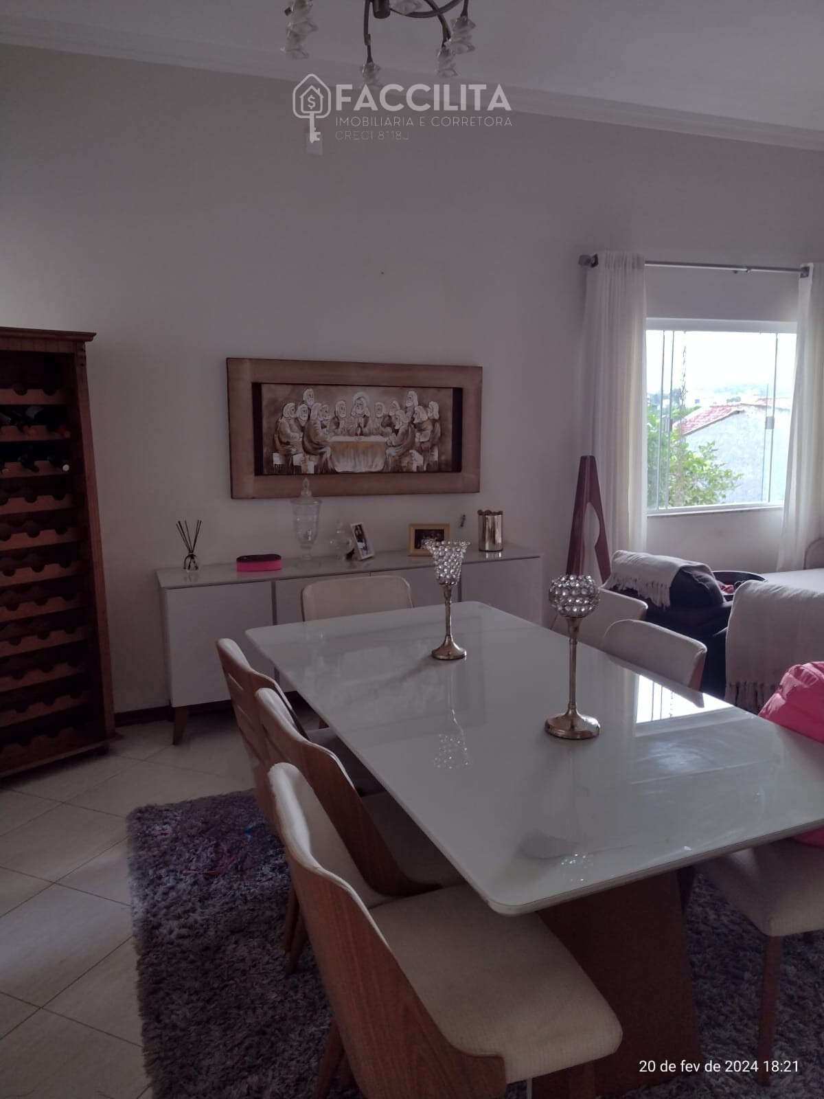  - Casa à venda em Jaraguá do Sul, Czierniewicz, com 3 quartos, 369m²