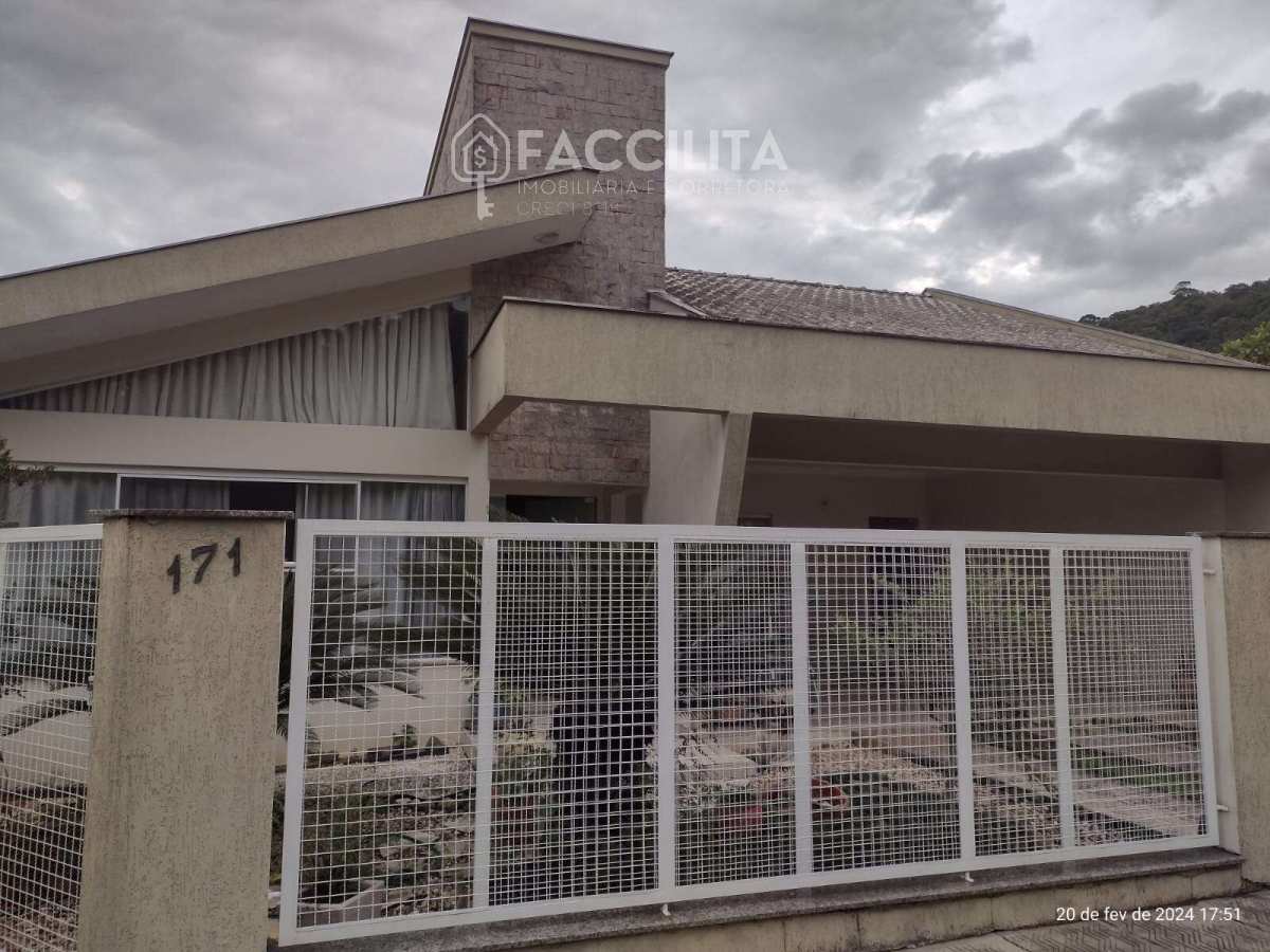 Casa à venda com 3 quartos - Czierniewicz,Jaraguá do Sul