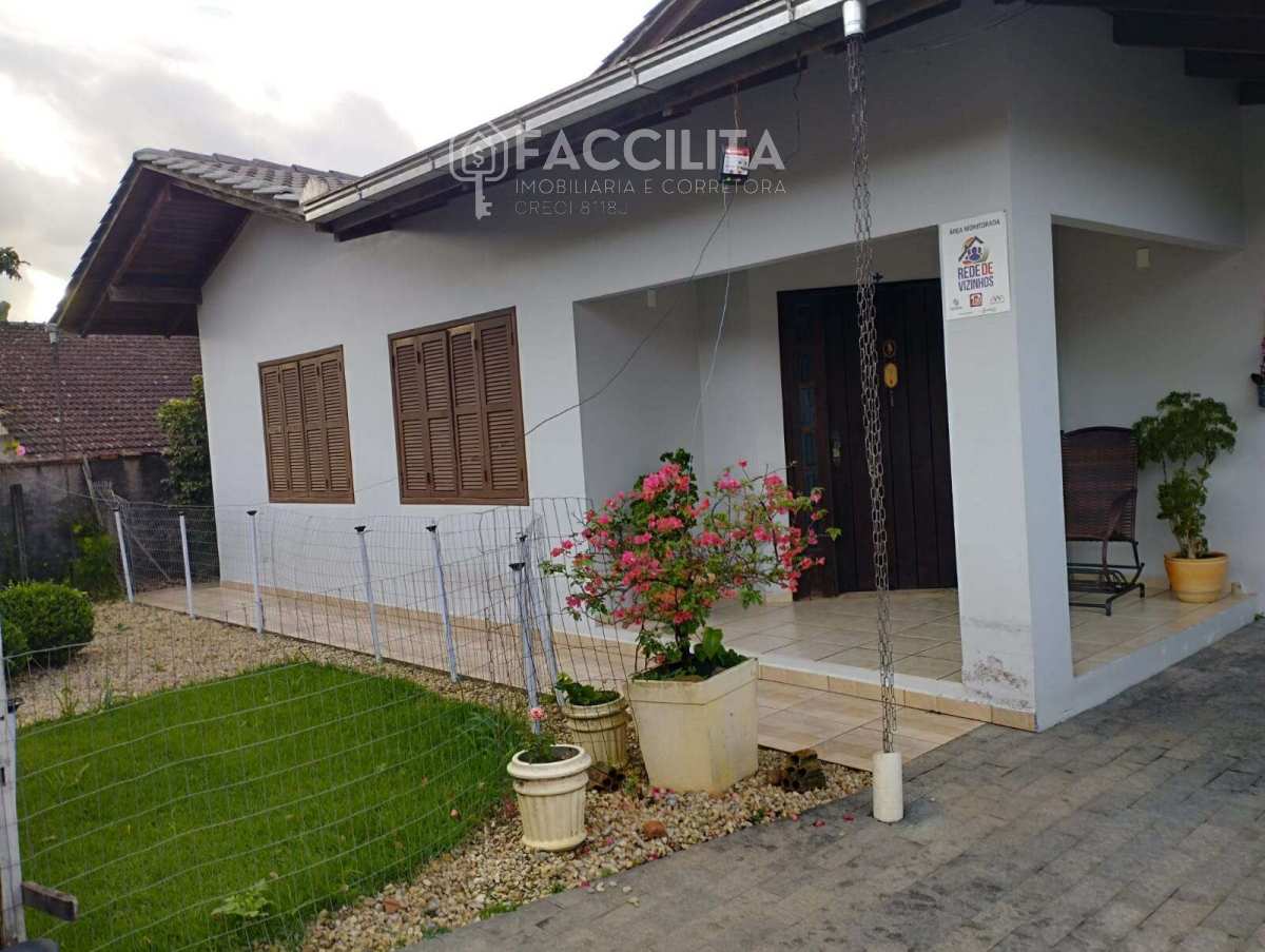 Casa à venda com 3 quartos - Barra do Rio do Cerro,Jaraguá do Sul