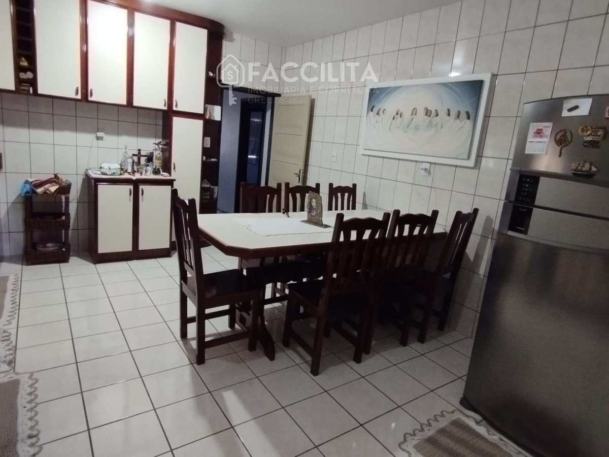  - Casa à venda em Jaraguá do Sul, Barra do Rio do Cerro, com 3 quartos, 520,92m²