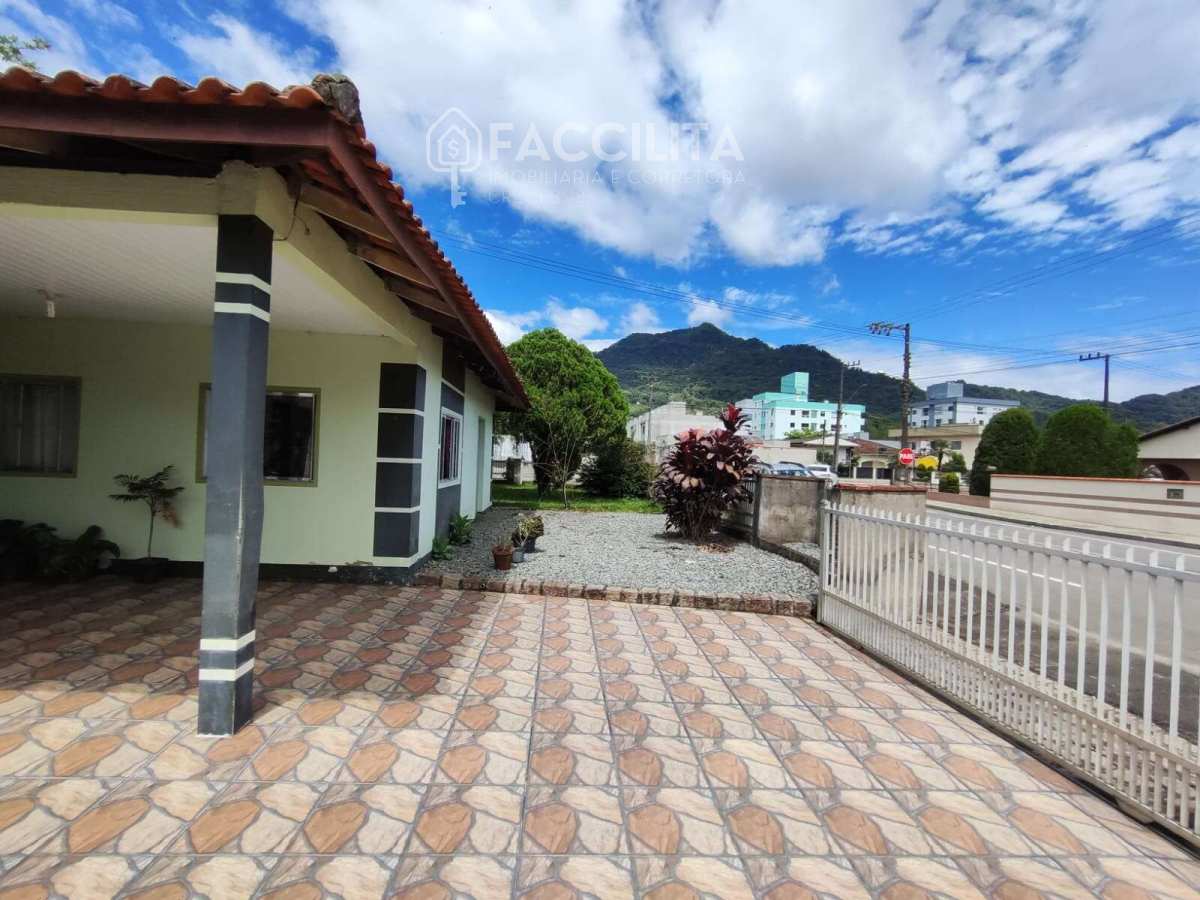 Casa à venda com 4 quartos, 196 m2m² - João Pessoa,Jaraguá do Sul