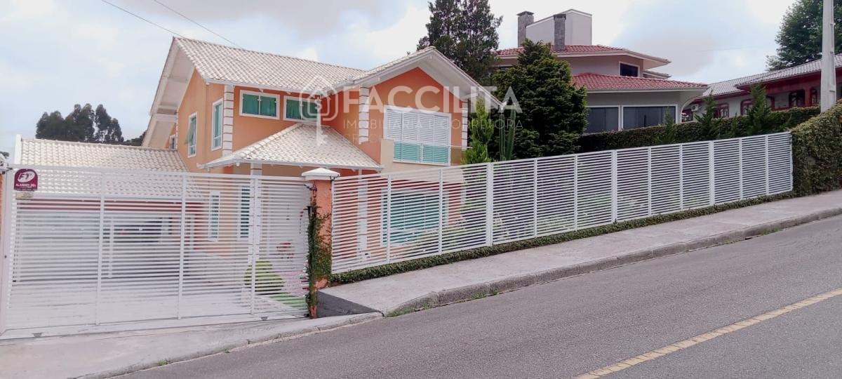  - Sobrado à venda em São Bento do Sul, Rio Negro, com 4 quartos, 348m²