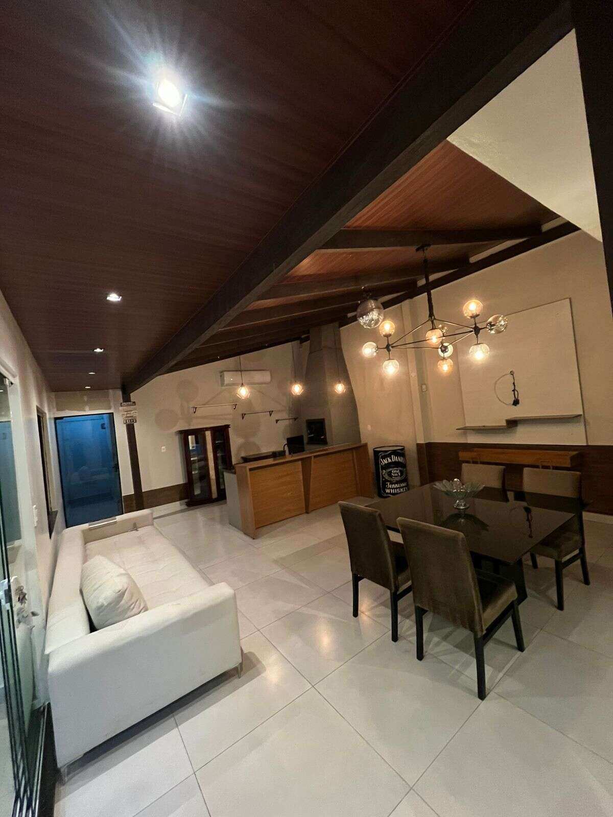 Casa à venda com 4 quartos, 250 M2m² - Jaraguá Esquerdo,Jaraguá do Sul