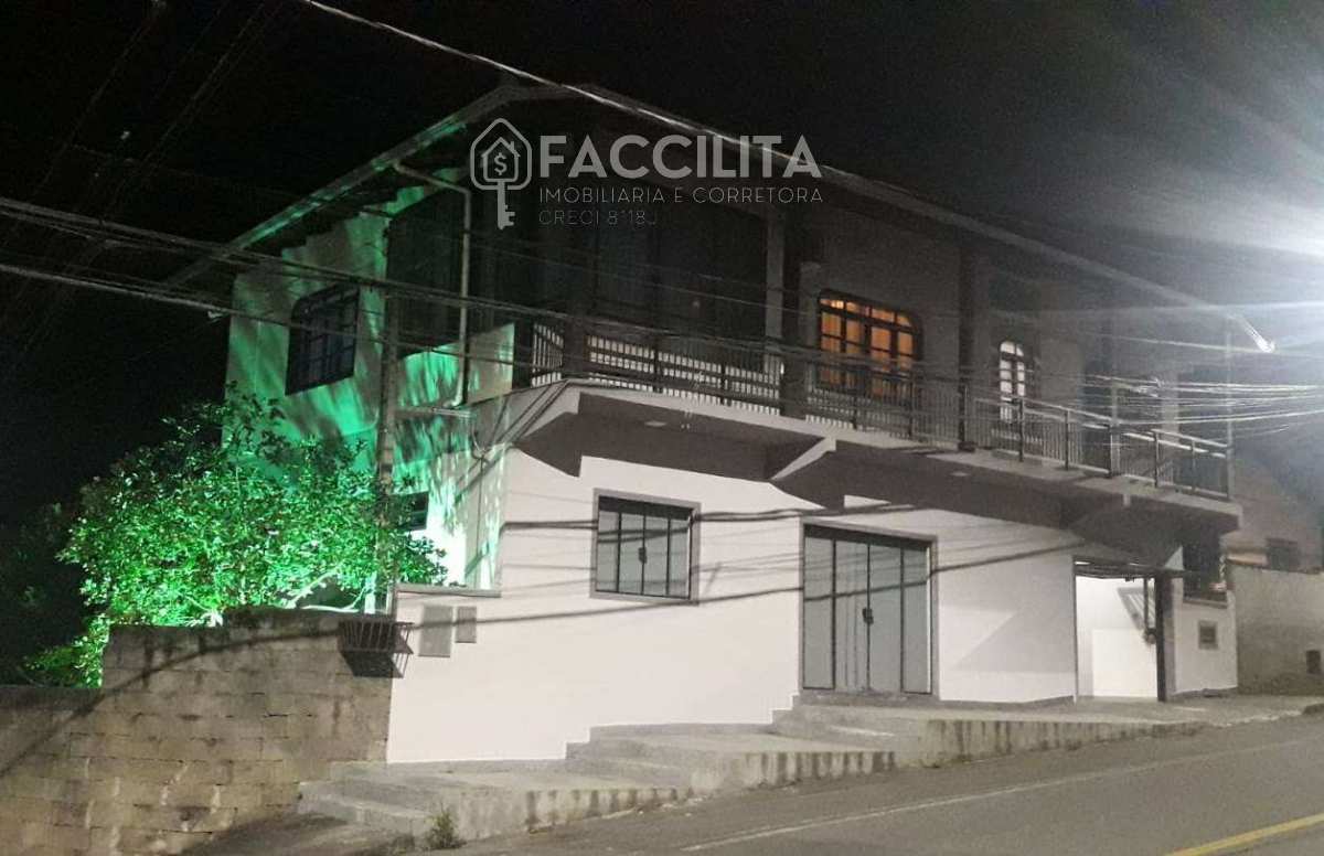 Casa à venda com 3 quartos - Vila Lenzi,Jaraguá do Sul