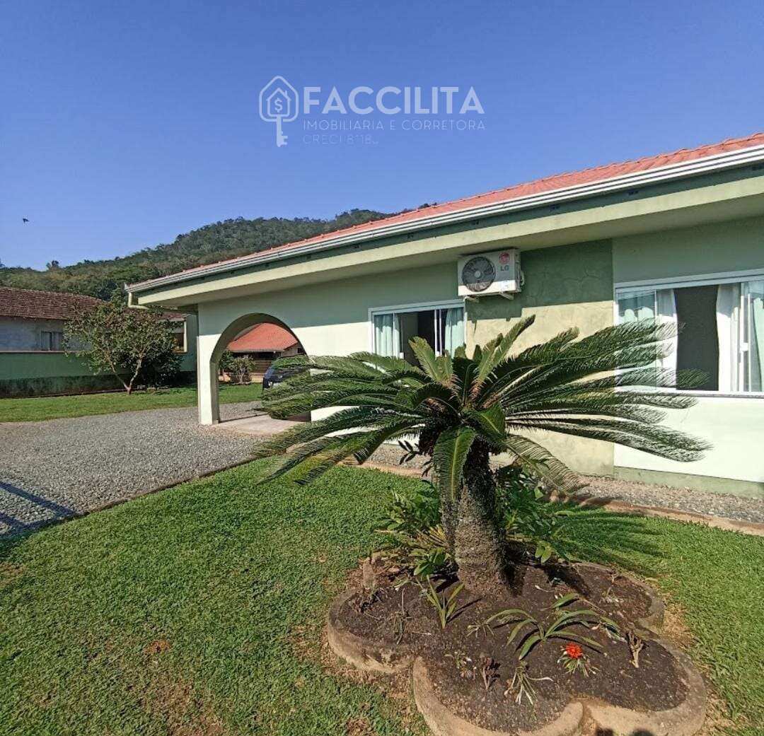 Casa à venda com 4 quartos - RIO HERN,Schroeder