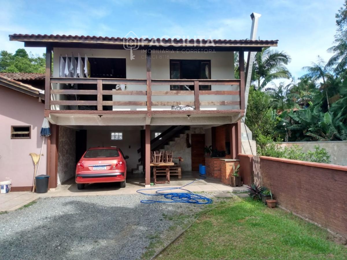 Casa à venda com 2 quartos, 240m² - Jaraguá Esquerdo,Jaraguá do Sul