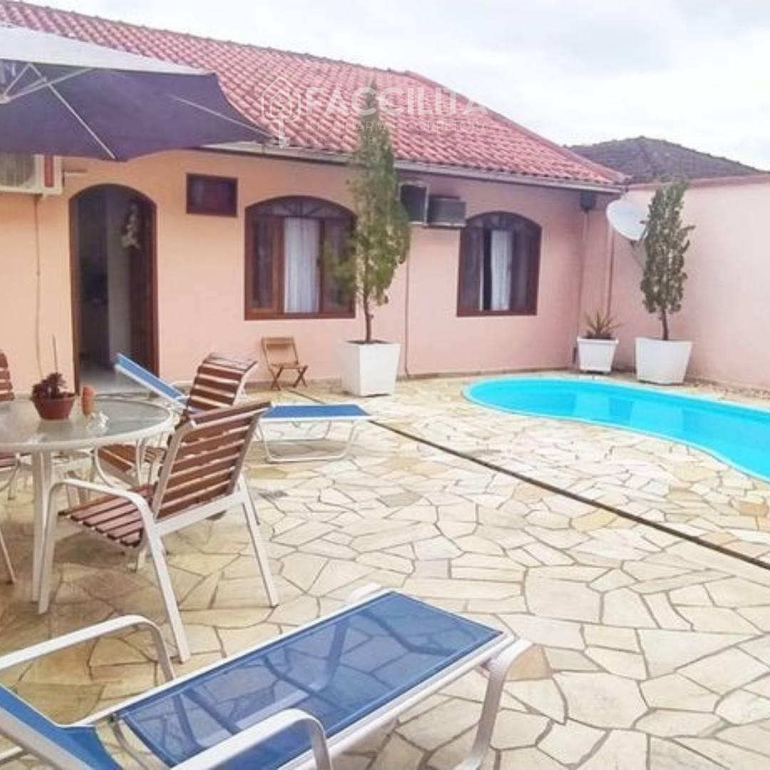 Casa à venda com 3 quartos, 260m² - Tifa Martins,Jaraguá do Sul