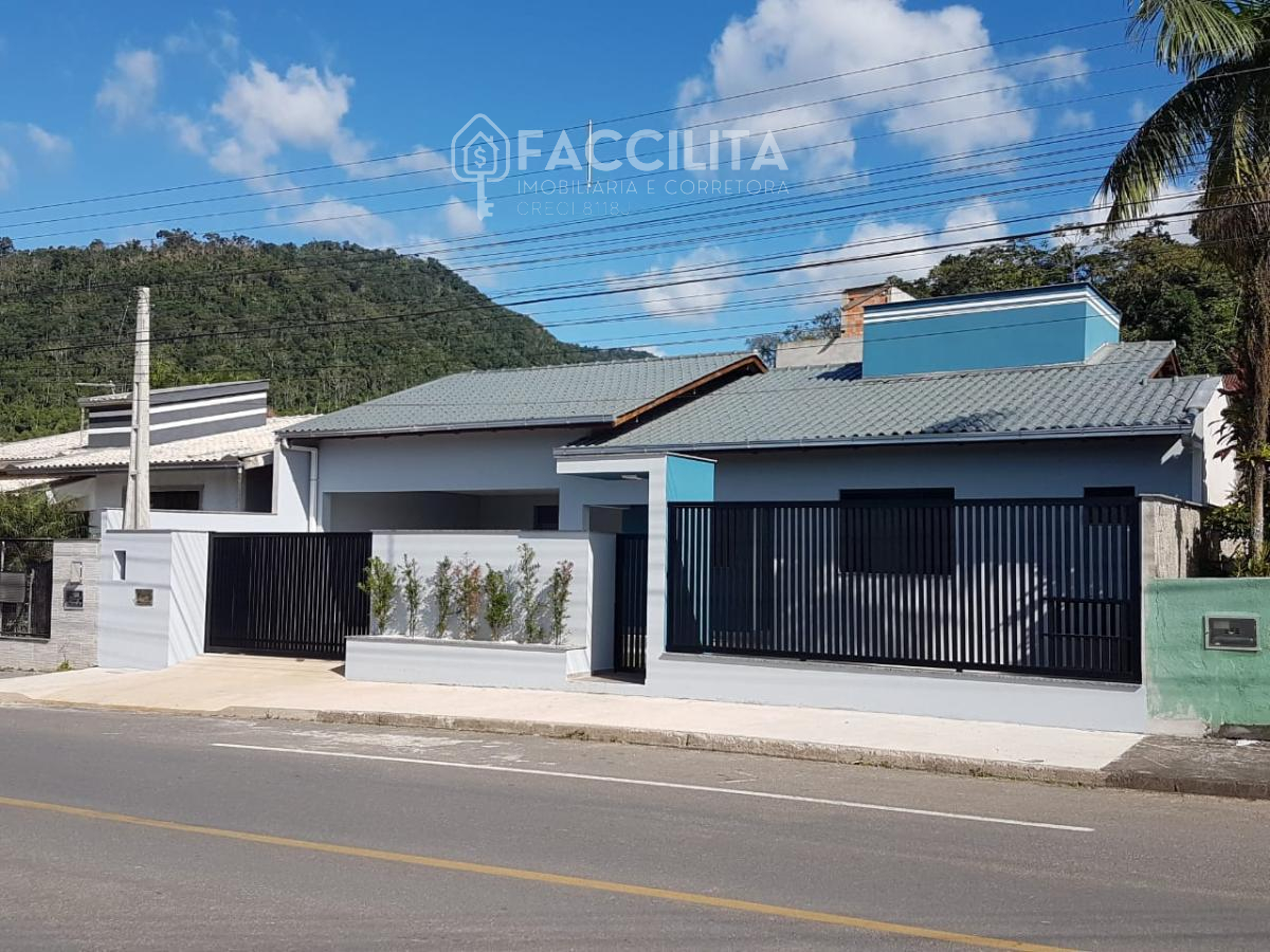Casa à venda com 3 quartos, 153,30m² - Jaragua 99,Jaraguá do Sul