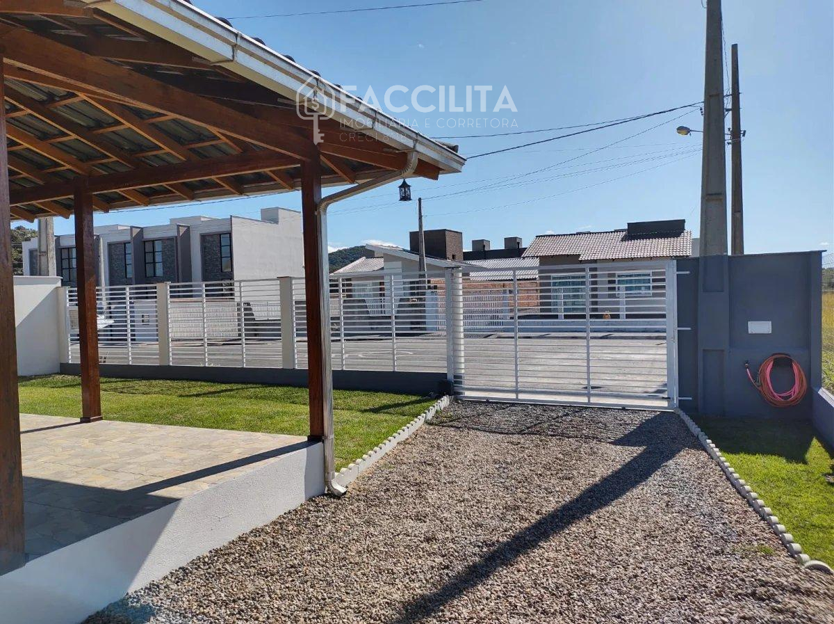 Casa à venda com 3 quartos - Escolinha,Guaramirim