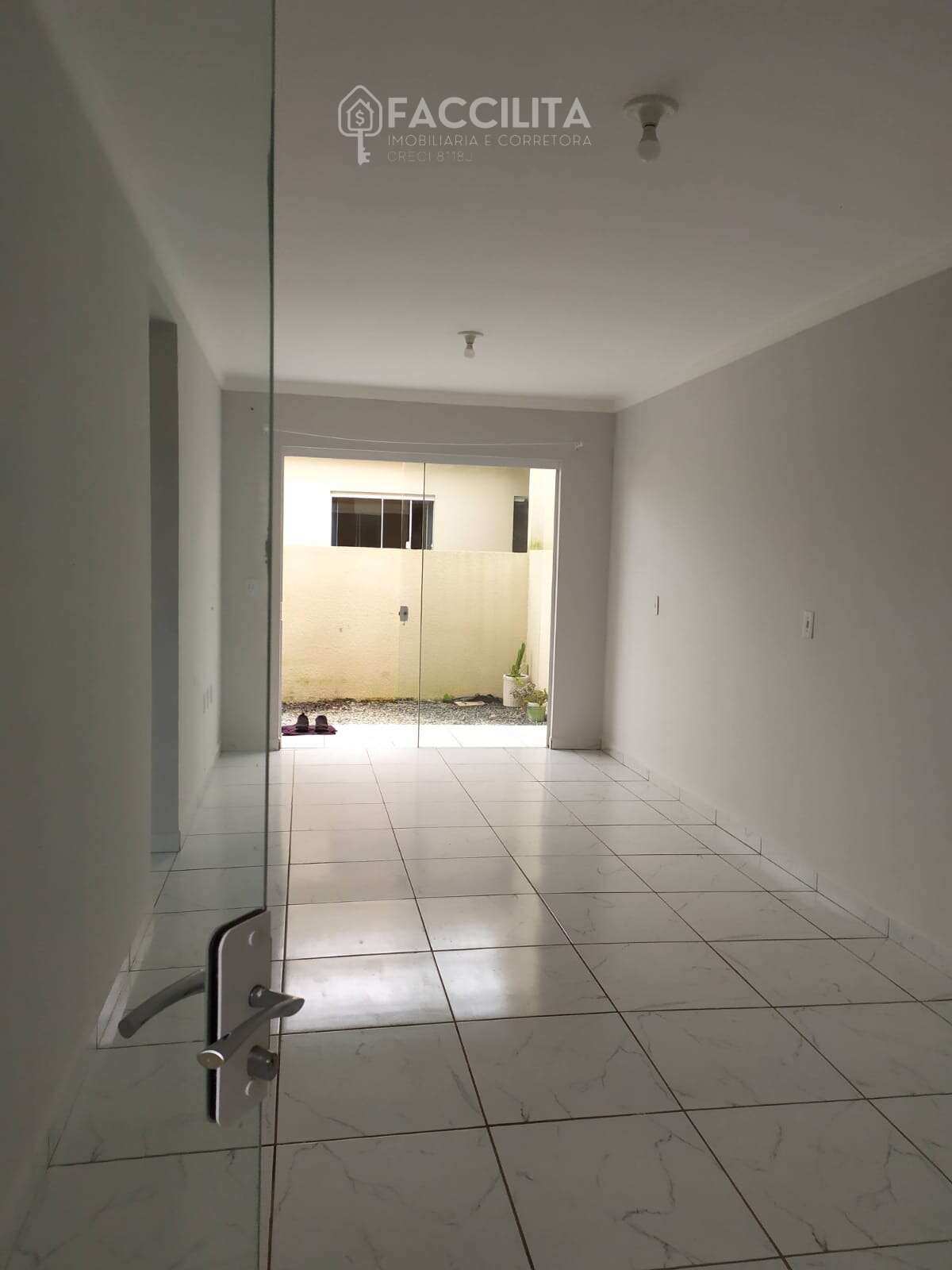 Casa geminada à venda com 2 quartos - Quinta dos Açorianos,Barra Velha