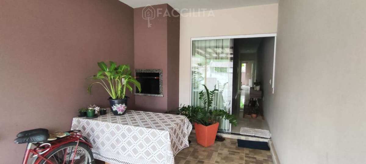 Casa geminada à venda com 2 quartos, 81,80m² - Jaraguá 84,Jaraguá do Sul