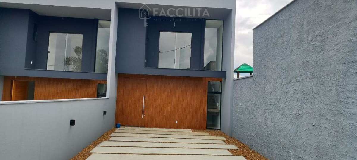 Casa geminada à venda com 2 quartos, 142,60m² - Rau,Jaraguá do Sul