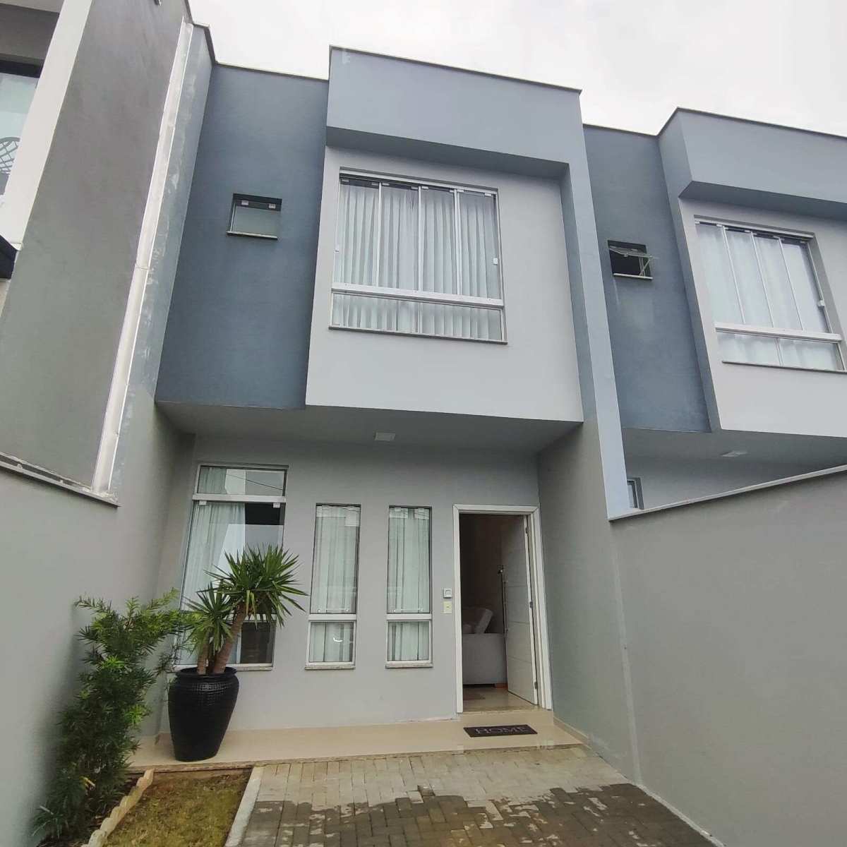 Casa geminada à venda com 2 quartos, 92,05m² - Três Rios do Norte,Jaraguá do Sul