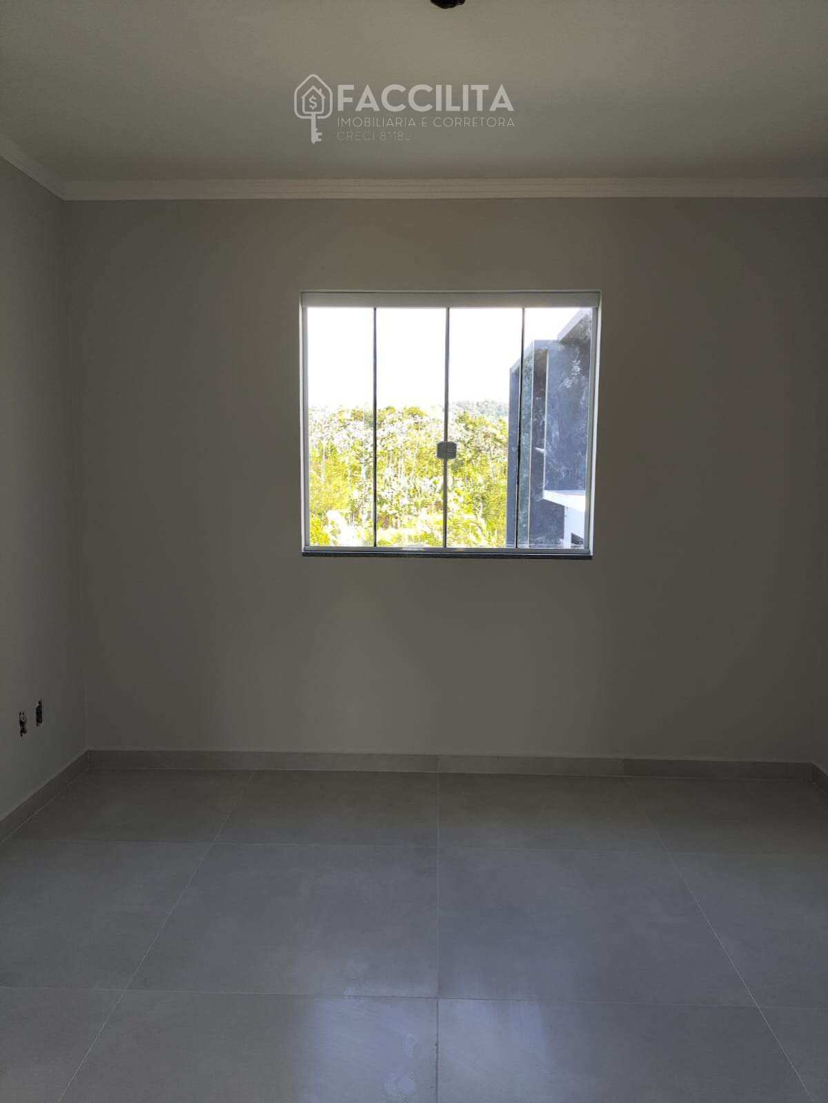  - Casa geminada à venda em Jaraguá do Sul, Três Rios Sul, com 2 quartos, 83m²