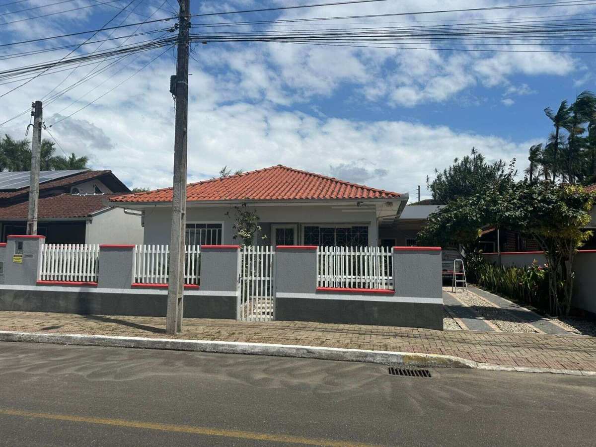 Casa para alugar com 3 quartos, 160 M2m² - Rau,Jaraguá do Sul