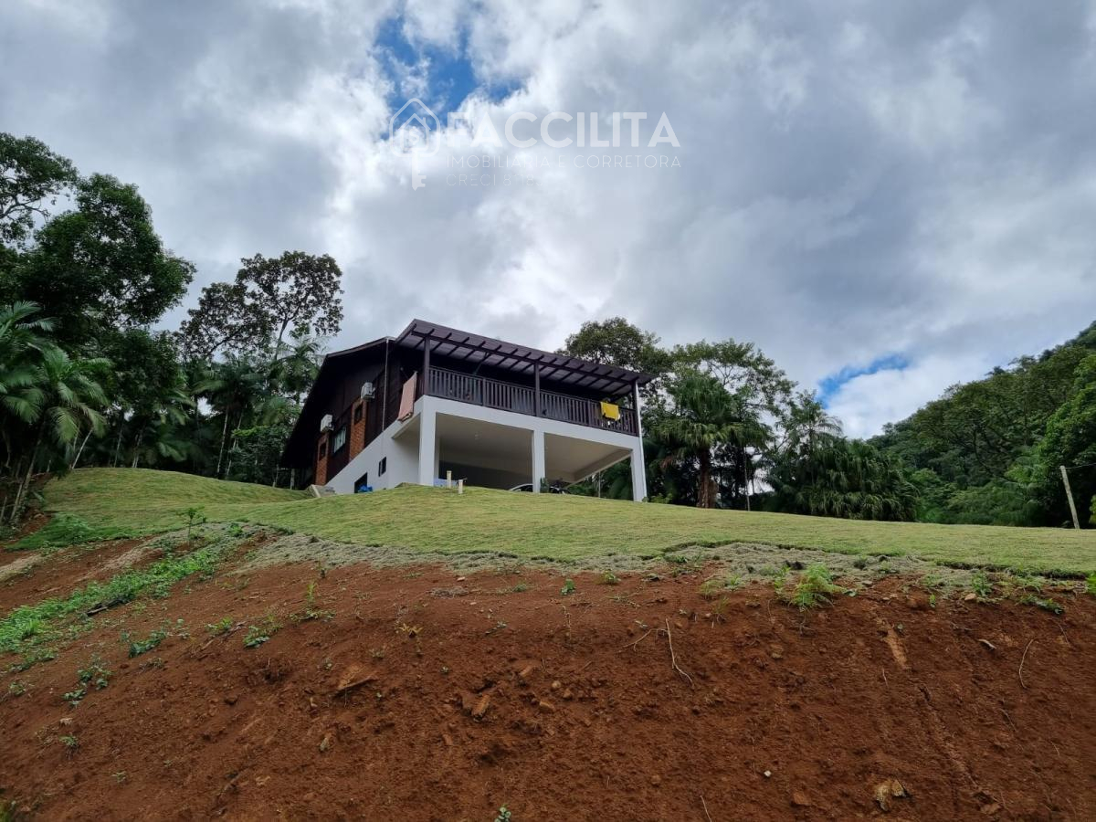 Chácara à venda com 3 quartos - ,