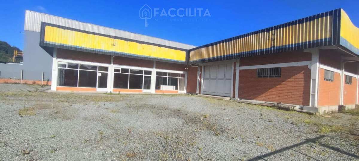 Galpão para alugar, 935,95 M2m² - Imigrantes,Guaramirim