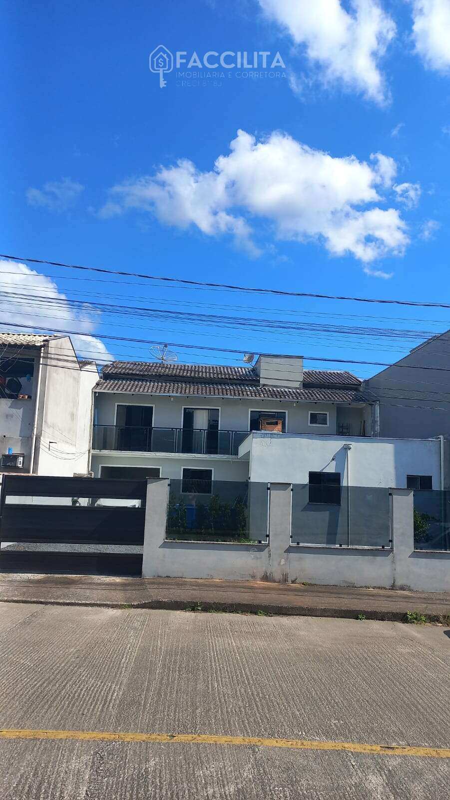 Sobrado à venda com 3 quartos - Tifa Matins,Jaraguá do Sul