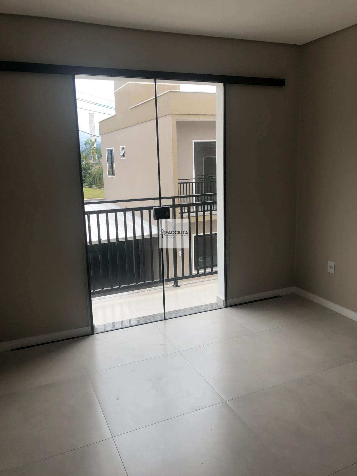  - Casa geminada para alugar em Jaraguá do Sul, Vila lenzi, 76,5m²