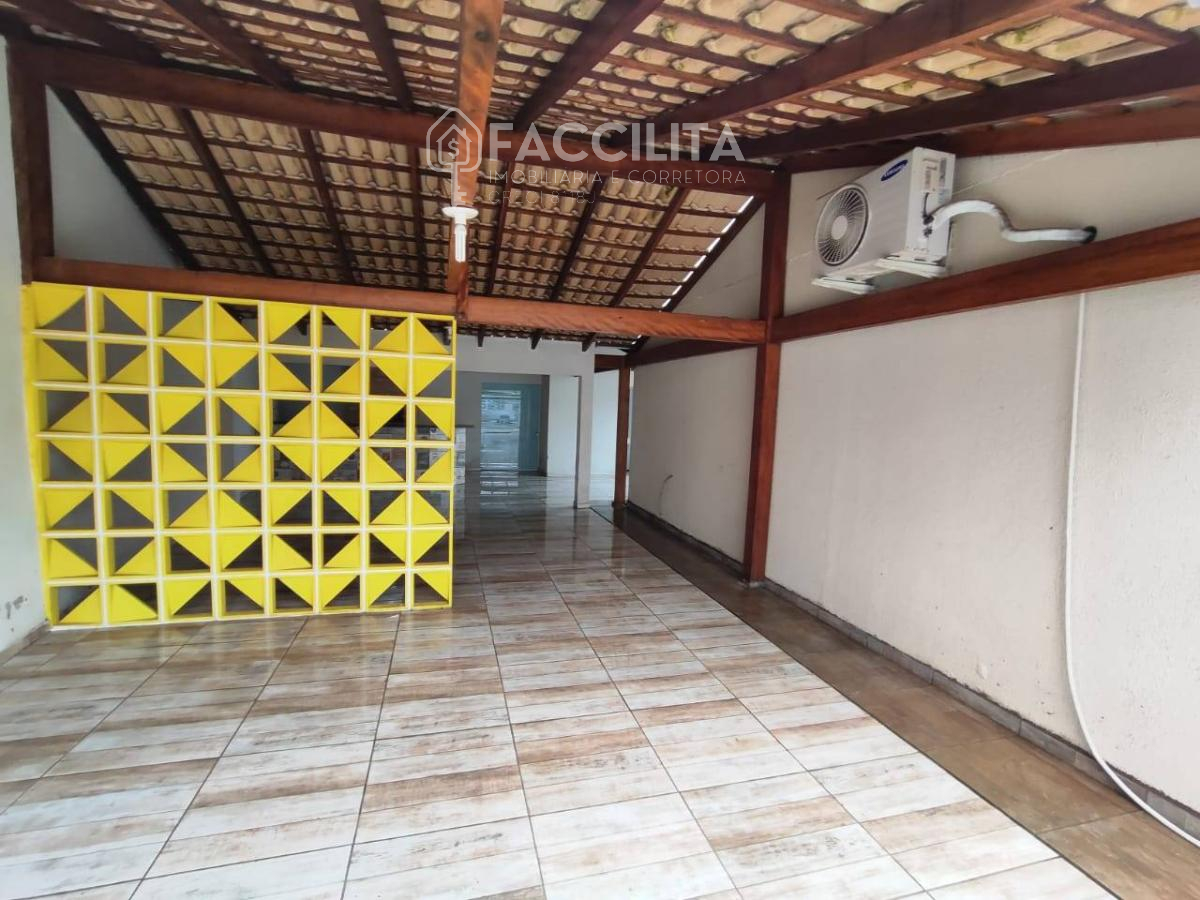 Casa à venda com 2 quartos, 130,00m² - Vila Lenzi,Jaraguá do Sul